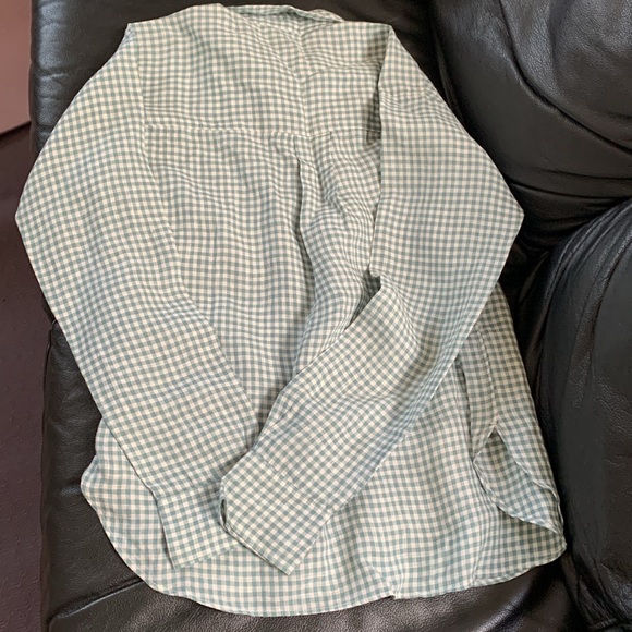 Unique Women Premium Linen Shirt, Size S - Picture 6 of 6